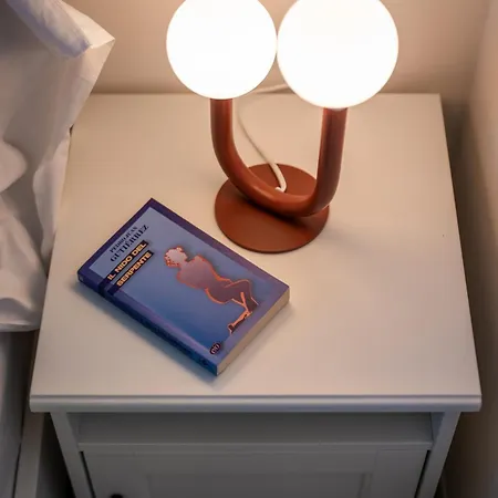 Habesha Flats - A Quiet Retreat Just Steps From The Metro M1 Apartamento *