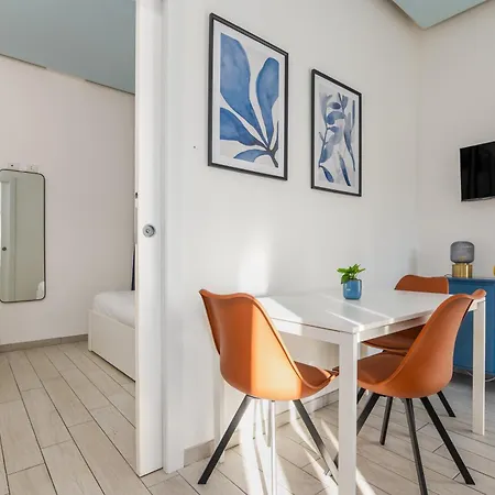 Habesha Flats - A Quiet Retreat Just Steps From The Metro M1 Apartamento *
